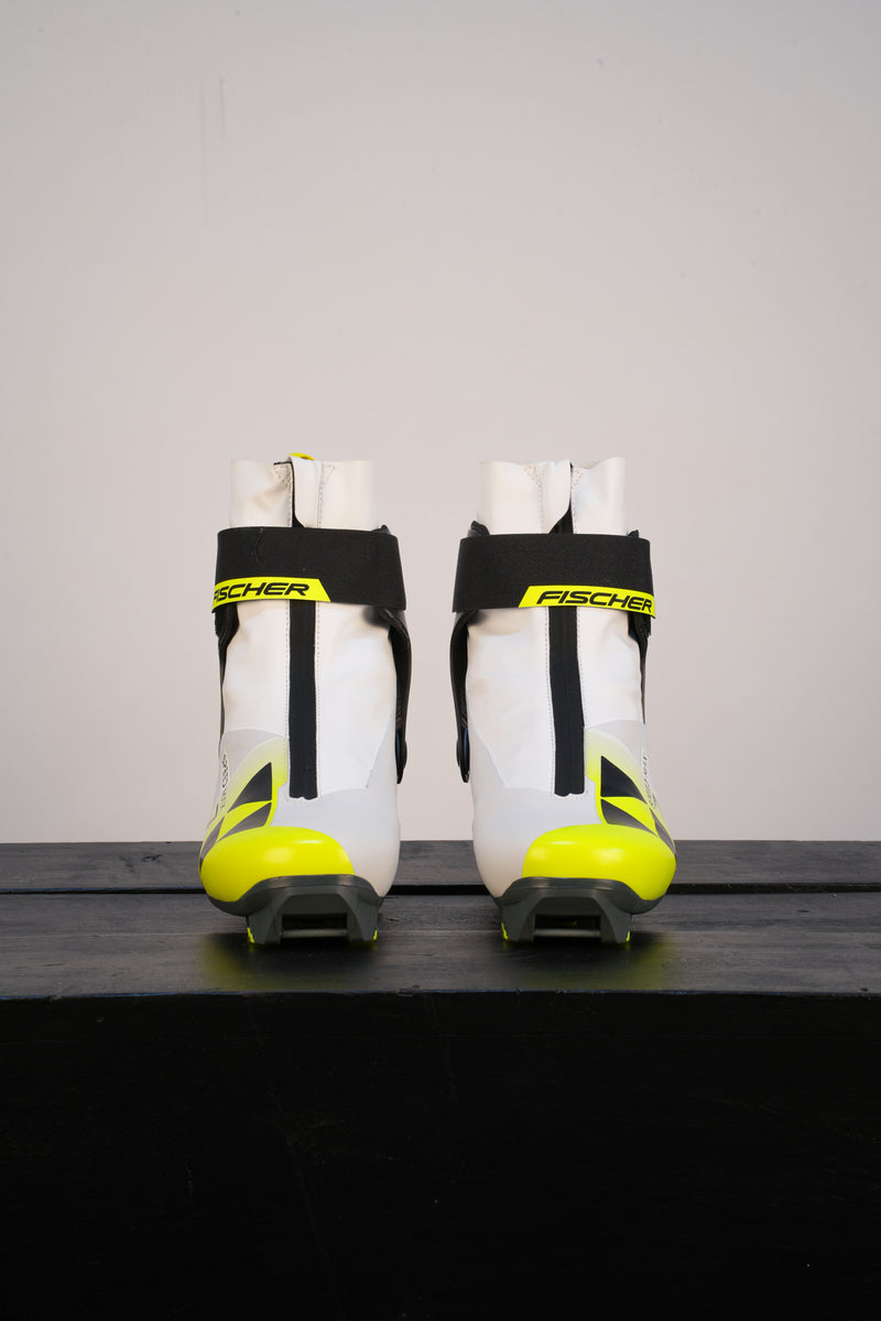 Load image into Gallery viewer, Fischer Women's Speedmax 7 Skate Boot
