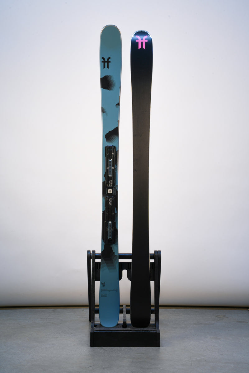 Load image into Gallery viewer, Faction W27 Prodigy 0 Skis + M10 GW Binding 2027
