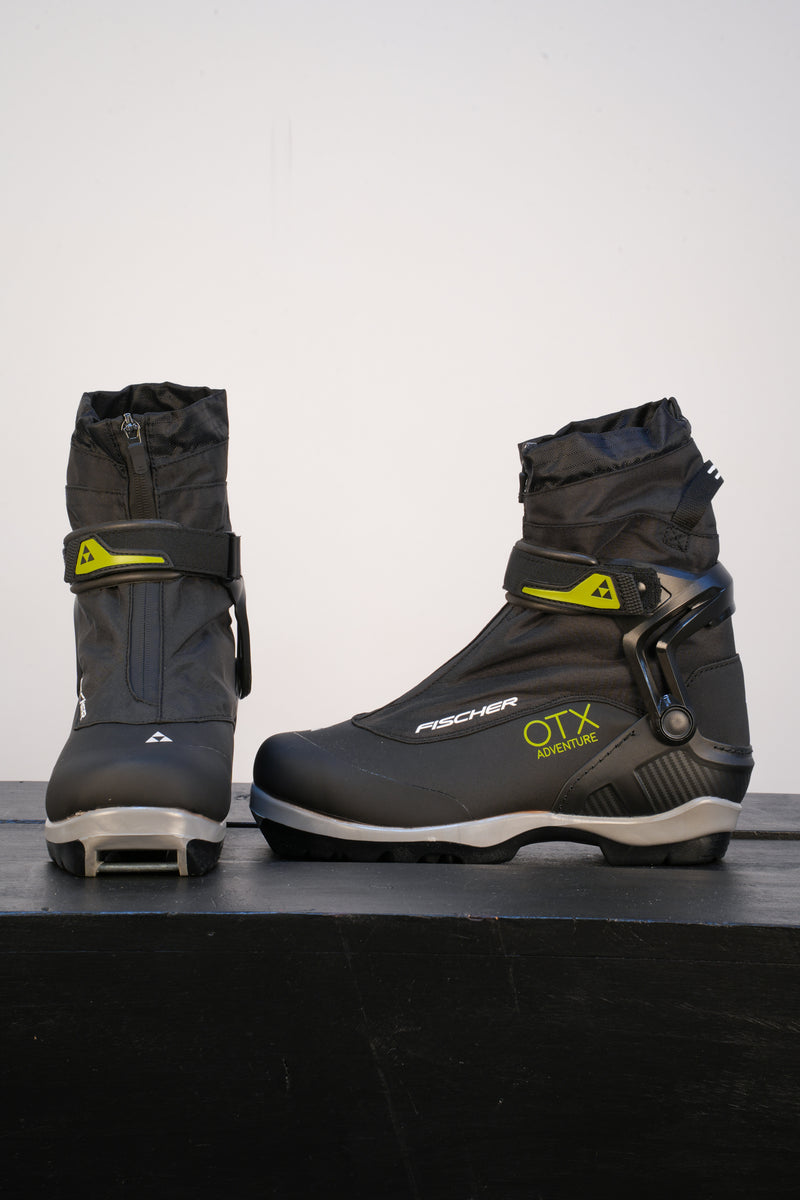 Load image into Gallery viewer, Fischer OTX Trail Touring Ski Boot
