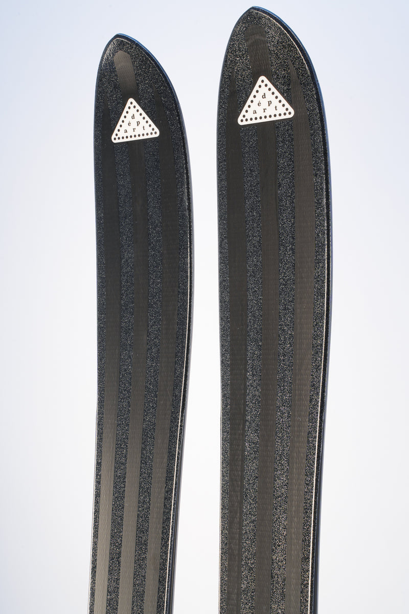 Load image into Gallery viewer, Salomon depart 02 Skis 2027
