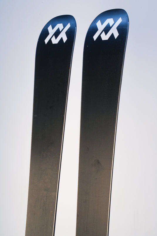 Volkl  88 Mantra Flat Skis 2027