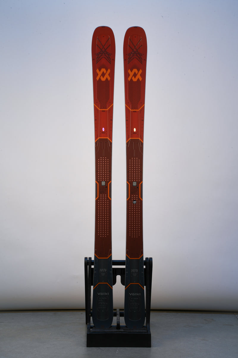 Load image into Gallery viewer, Volkl M7 Mantra Flat Skis 2027
