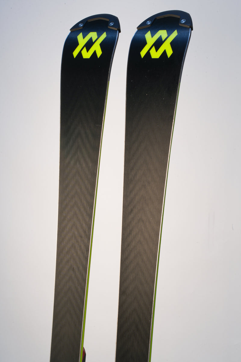 Load image into Gallery viewer, Volkl RaceTiger SL R Jr Jr-Plate Race Ski 2027
