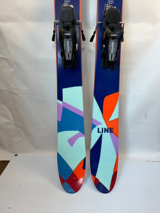 Demo LINE Sir Francis Bacon 176 w/ Marker Griffon 13 Demo Binding