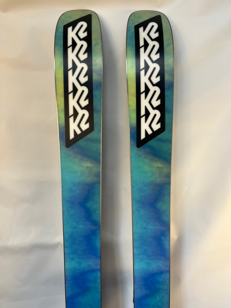 Load image into Gallery viewer, Demo K2 Mindbender 99TI 184cm w/ Marker Griffon 13 Demo Binding
