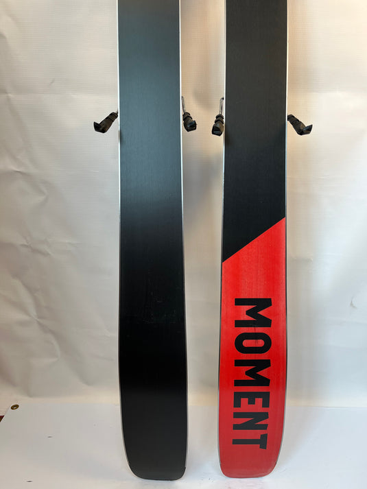 Demo Moment Wildcat 101 179cm w/ Tyrolia Attack 14 Demo Binding