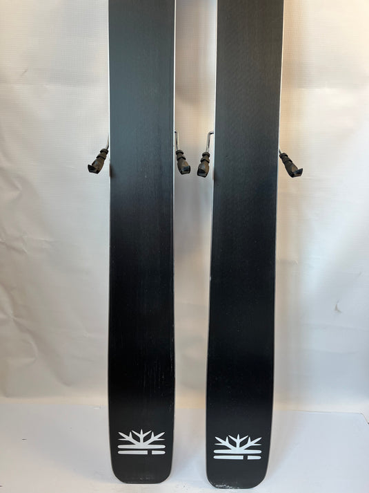 Demo DPS Pagoda Tour 106C2 179cm w/ Tyrol Attack 14 Demo Binding