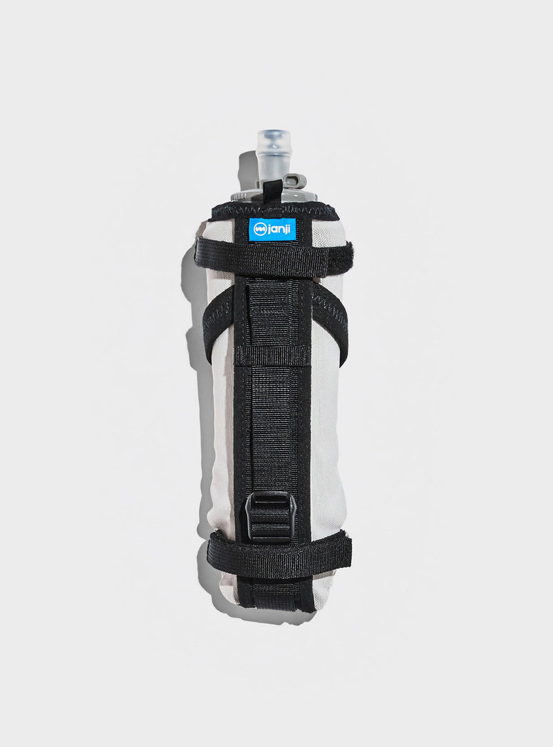 Load image into Gallery viewer, Janji Multihold Handheld Flask
