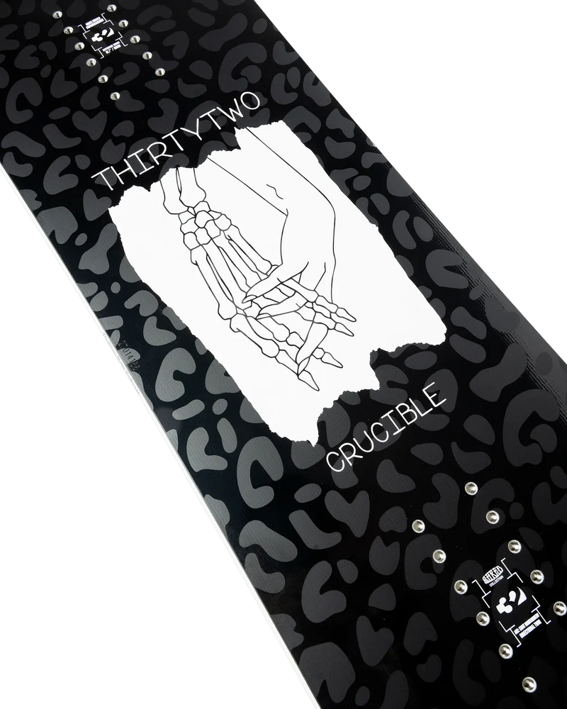 Load image into Gallery viewer, Thirty-Two Women's Crucible Snowboard 2027
