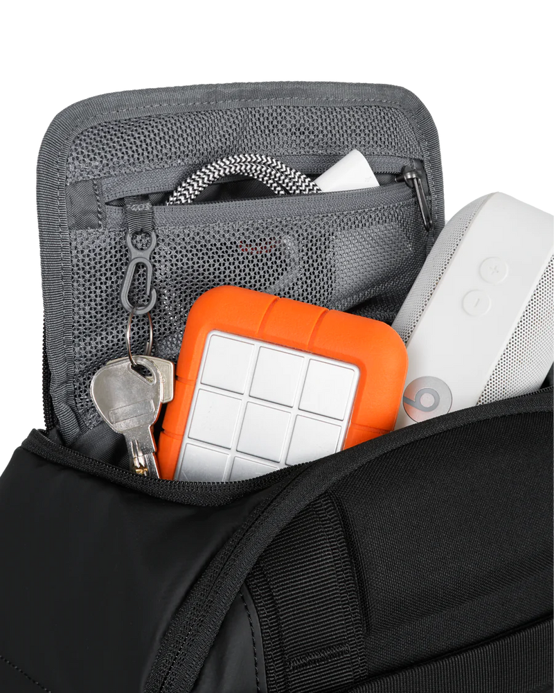 Load image into Gallery viewer, Db Bags Ramverk 26L Backpack
