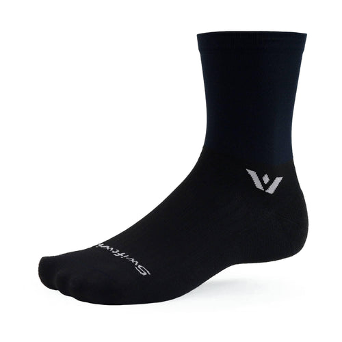Swiftwick Aspire Mid Crew