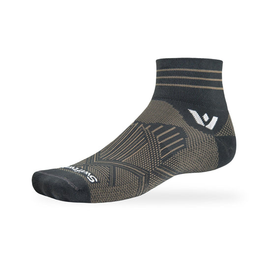 Swiftwick Aspire Quarter Crew