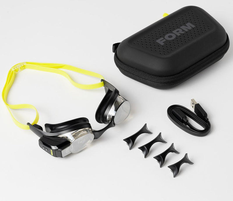 Load image into Gallery viewer, FORM Smart Swim 2 Goggles Black - Gear West
