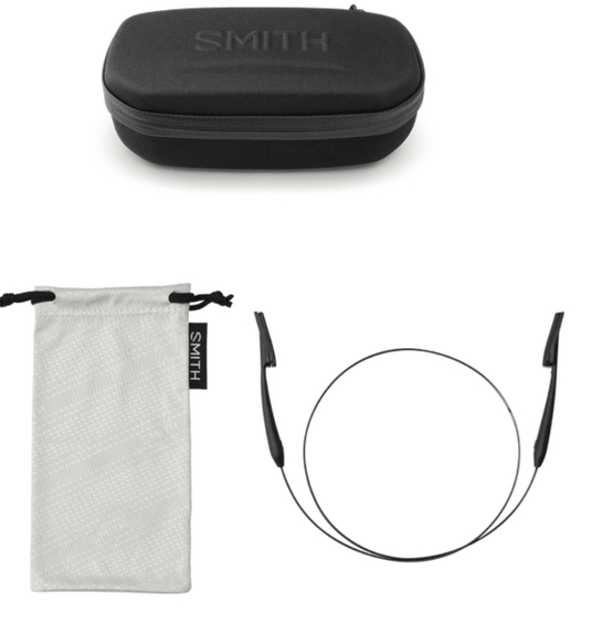 Smith Guide's Choice in Matte Black with ChromaPop Glass Polarized Blue Mirror Lens - Gear West