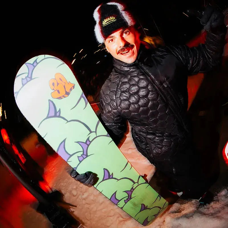 Load image into Gallery viewer, Thirty-Two W26 XXX Pat Fava Pro Ltd. Snowboard 2027
